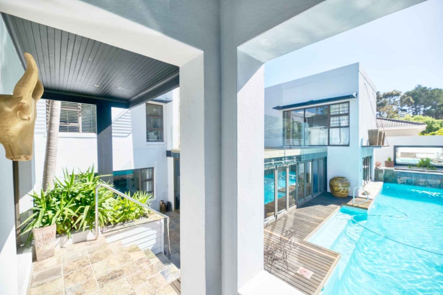 4 Bedroom Property for Sale in Hermanus Heights Western Cape